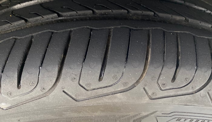 2019 Skoda Rapid AMBITION 1.5 TDI, Diesel, Manual, 54,620 km, Right Front Tyre Tread