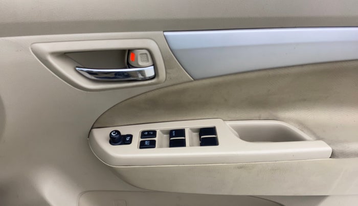 2018 Maruti Ertiga ZXI+, Petrol, Manual, 51,984 km, Driver Side Door Panels Control