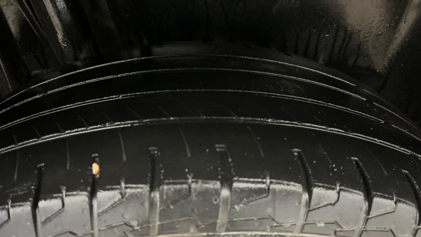 2022 Maruti Grand Vitara ALPHA SMART HYBRID, Petrol, Manual, 32,731 km, Right Rear Tyre Tread