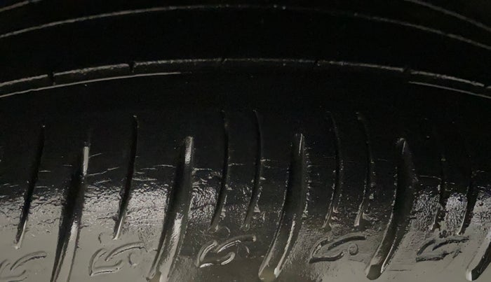 2020 KIA SONET HTX PLUS 1.0 IMT, Petrol, Manual, 40,060 km, Right Rear Tyre Tread