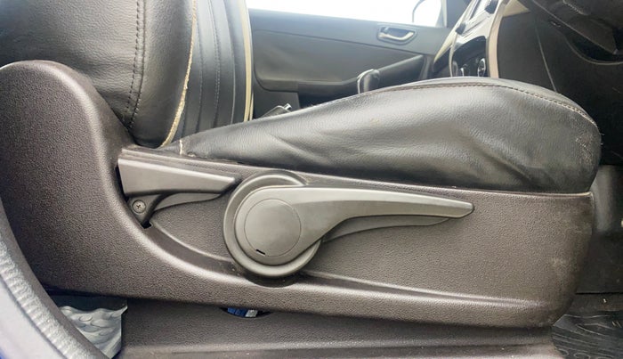 2015 Tata Zest XT PETROL, Petrol, Manual, 69,281 km, Driver Side Adjustment Panel