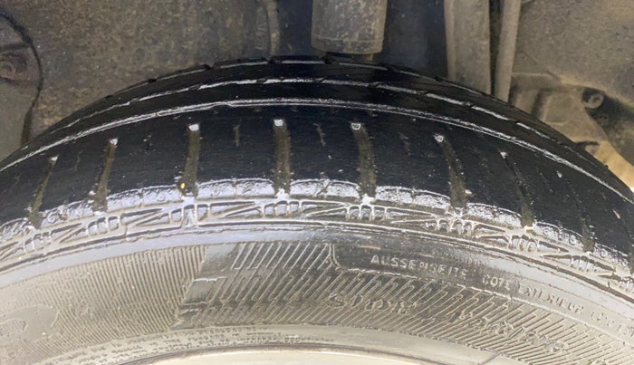 2015 Tata Zest XT PETROL, Petrol, Manual, 69,281 km, Left Rear Tyre Tread