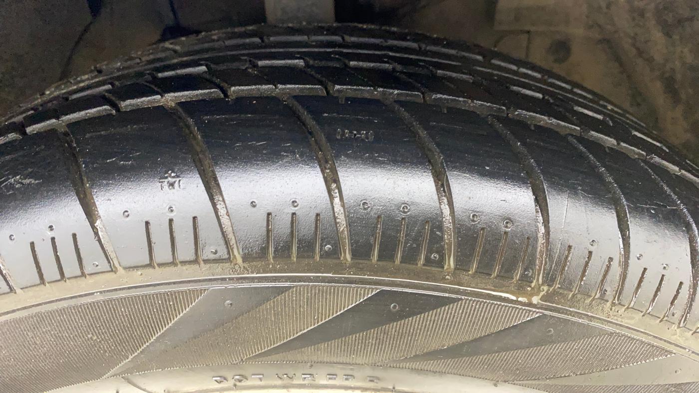 2015 Tata Zest XT PETROL, Petrol, Manual, 69,143 km, Right Front Tyre Tread