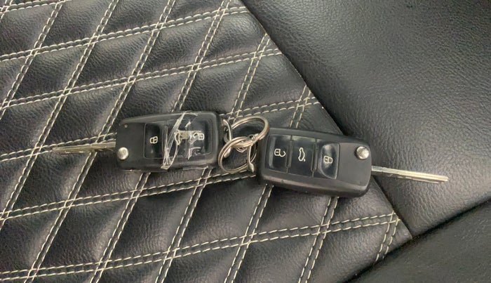 2017 Volkswagen Polo HIGHLINE1.2L, Petrol, Manual, 53,792 km, Key Close Up