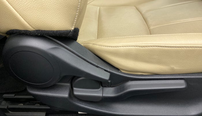 2021 Honda City 1.5L I-VTEC ZX CVT, Petrol, Automatic, 25,769 km, Driver Side Adjustment Panel