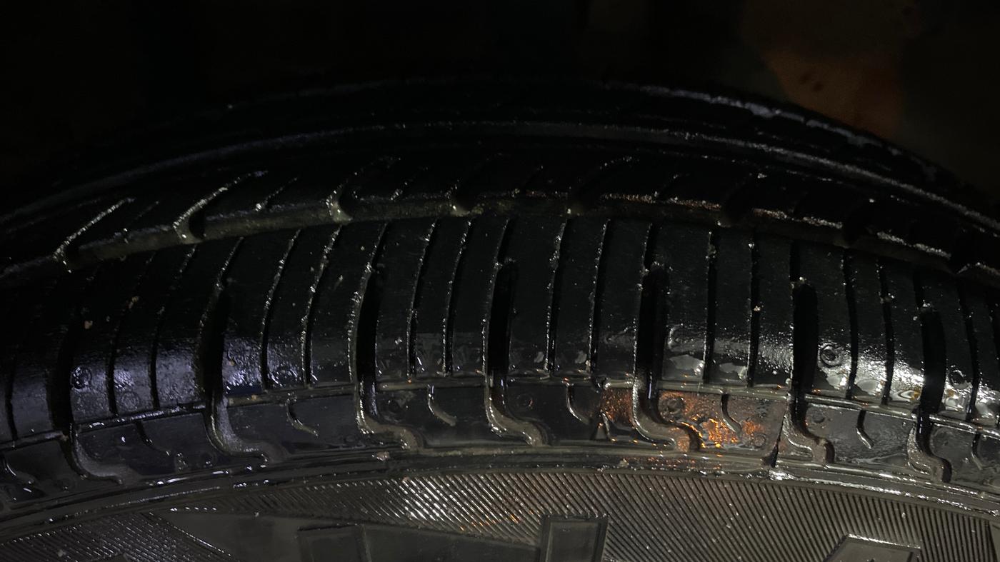 2016 Renault Kwid RXT 0.8, Petrol, Manual, 60,645 km, Left Front Tyre Tread