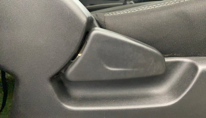 2018 Datsun Redi Go T, Petrol, Manual, 44,926 km, Driver Side Adjustment Panel
