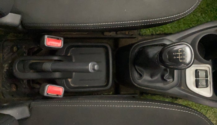 2018 Datsun Redi Go T, Petrol, Manual, 44,926 km, Gear Lever