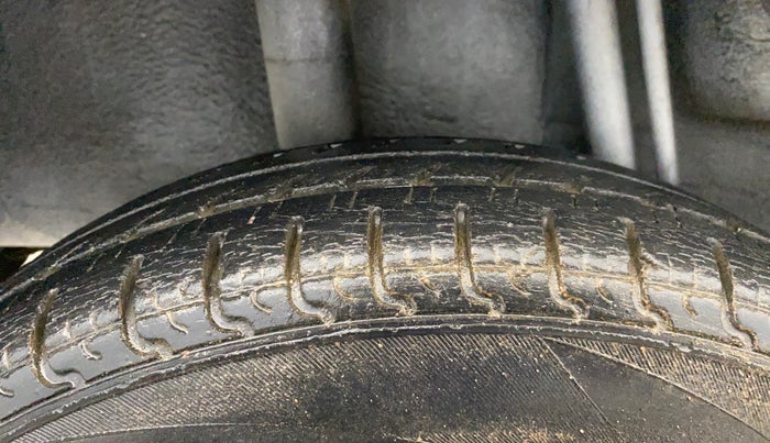 2018 Datsun Redi Go T, Petrol, Manual, 44,926 km, Right Rear Tyre Tread