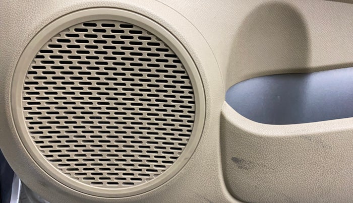 2015 Honda Brio S MT, Petrol, Manual, 65,394 km, Speaker