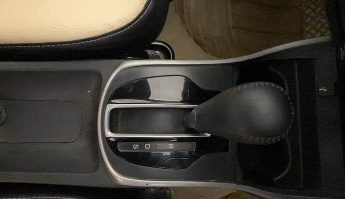 2019 Honda City 1.5L I-VTEC ZX CVT, Petrol, Automatic, 68,365 km, Gear Lever