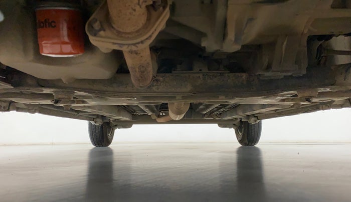 2011 Maruti Swift VXI, Petrol, Manual, 1,02,464 km, Front Underbody