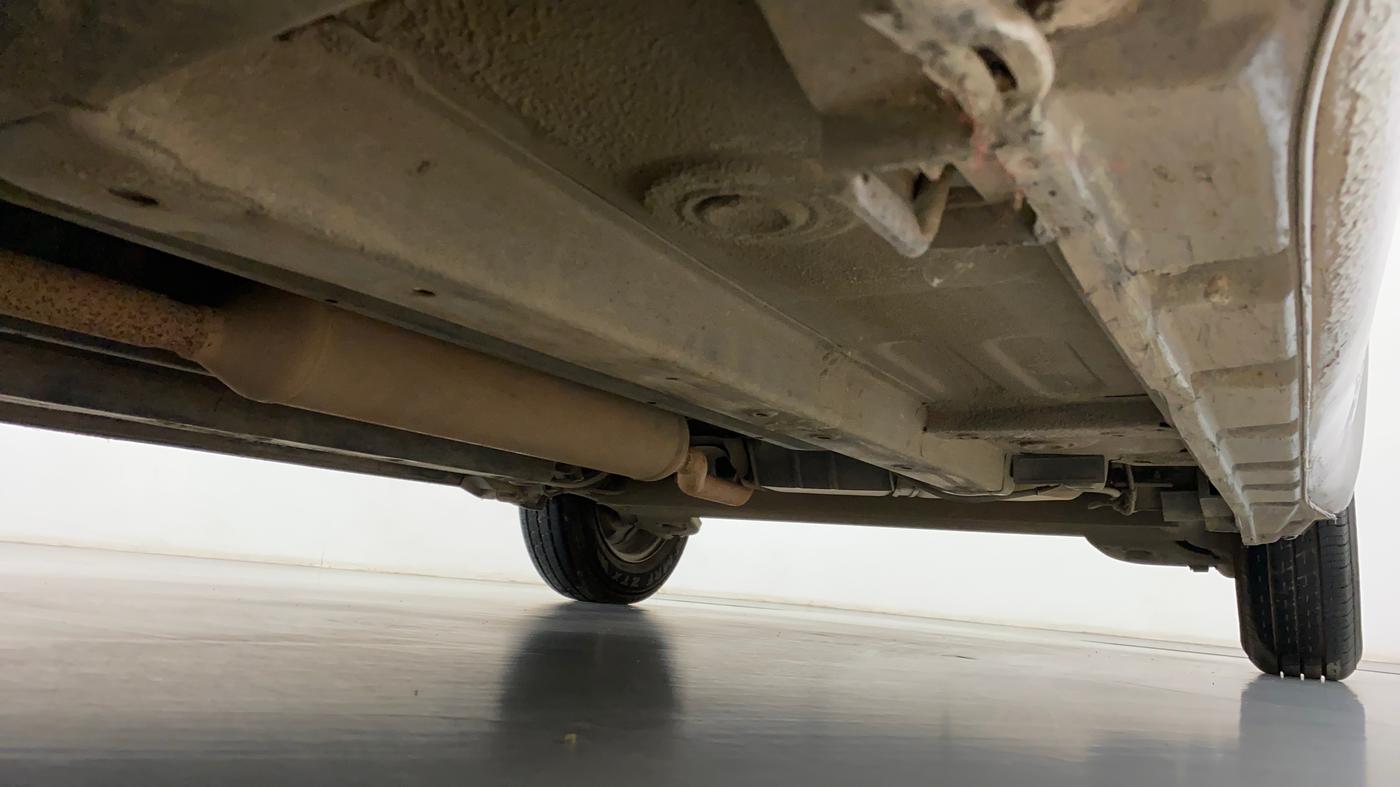 2011 Maruti Swift VXI, Petrol, Manual, 1,02,464 km, Right Side Underbody