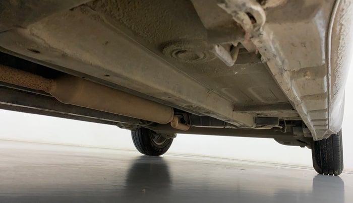 2011 Maruti Swift VXI, Petrol, Manual, 1,02,464 km, Right Side Underbody