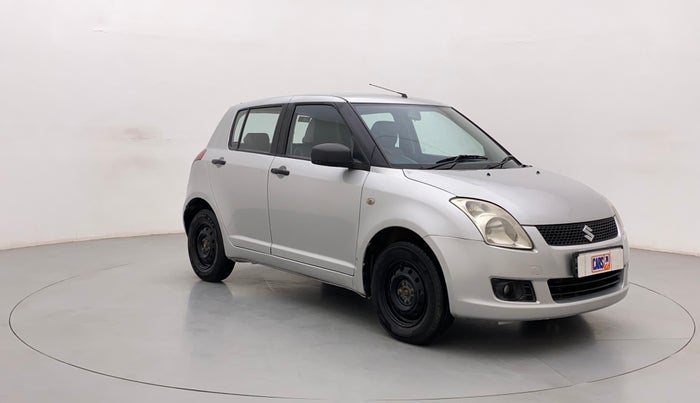 2011 Maruti Swift VXI, Petrol, Manual, 1,02,464 km, Right Front Diagonal