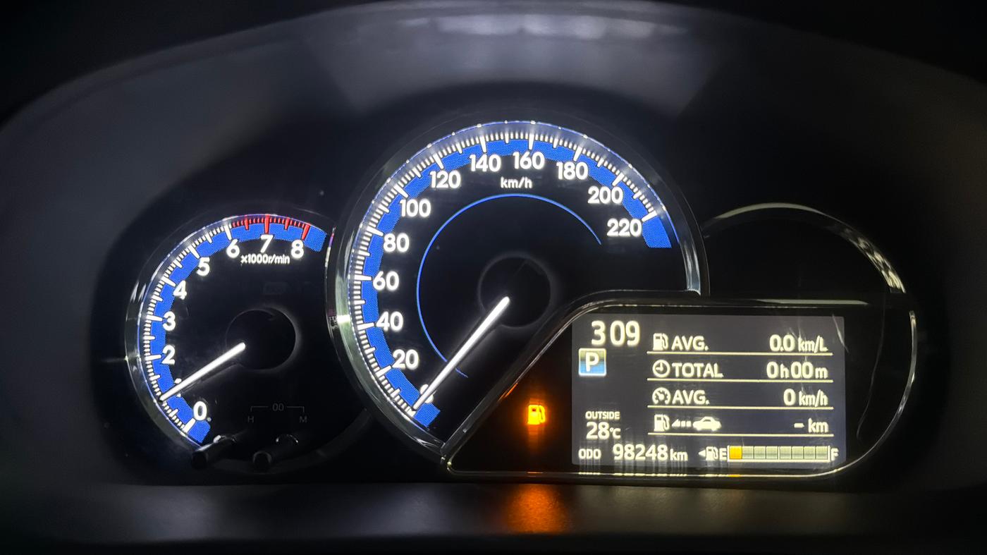 2018 Toyota YARIS V CVT, Petrol, Automatic, 98,237 km, Odometer Image