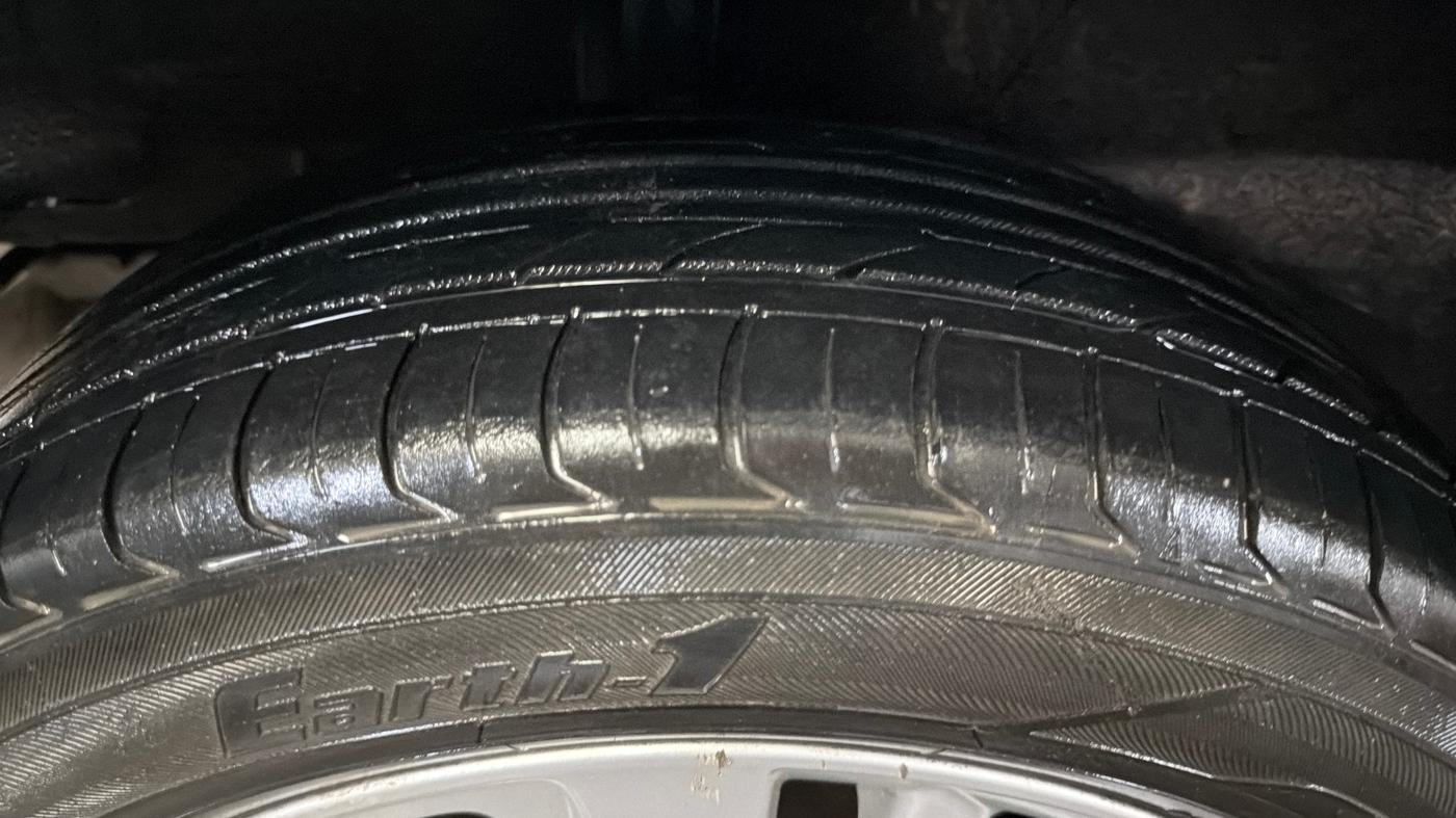 2018 Toyota YARIS V CVT, Petrol, Automatic, 98,237 km, Right Rear Tyre Tread