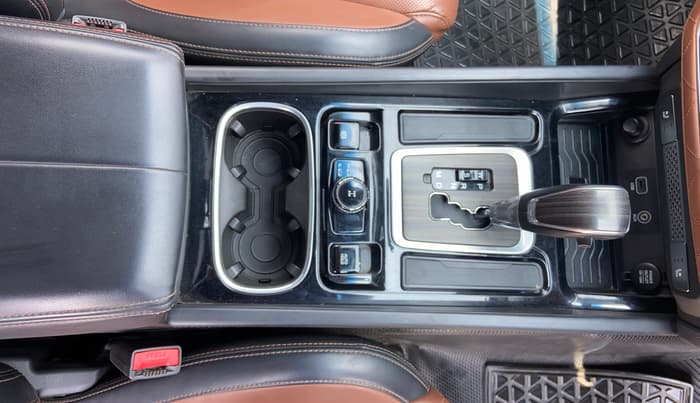 2019 Mahindra ALTURAS G4 4WD AT, Diesel, Automatic, 1,43,089 km, Gear Lever