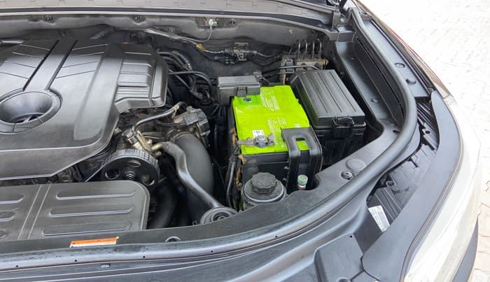 2019 Mahindra ALTURAS G4 4WD AT, Diesel, Automatic, 1,43,089 km, Engine View - Right