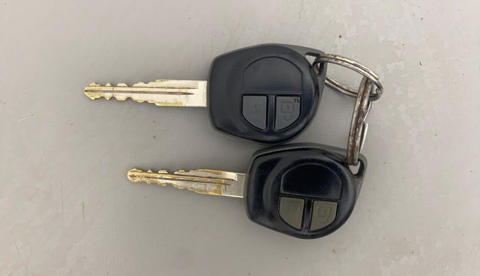 2015 Maruti Wagon R 1.0 VXI, Petrol, Manual, 64,362 km, Key Close Up