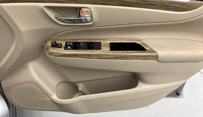 2021 Maruti Ciaz ALPHA 1.5 MT VTVT SHVS, Petrol, Manual, 4,980 km, Driver Side Door Panels Control