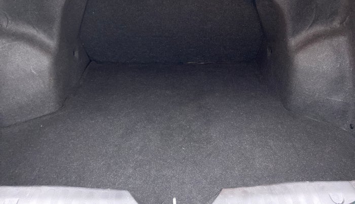 2021 Maruti Ciaz ALPHA 1.5 MT VTVT SHVS, Petrol, Manual, 4,980 km, Boot Inside