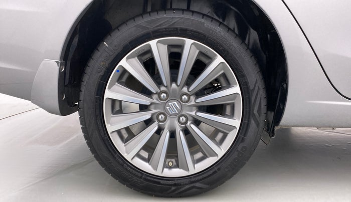 2021 Maruti Ciaz ALPHA 1.5 MT VTVT SHVS, Petrol, Manual, 4,980 km, Right Rear Wheel