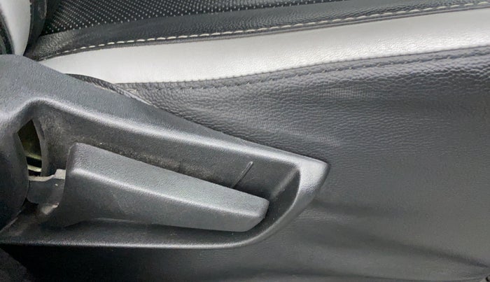 2020 Maruti S PRESSO VXI, Petrol, Manual, 14,106 km, Driver Side Adjustment Panel
