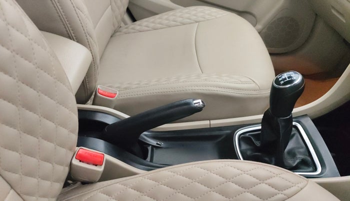 2022 Maruti Ciaz ZETA 1.5 SHVS MT PETROL, Petrol, Manual, 41,768 km, Gear Lever