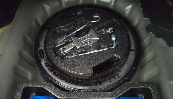 2022 Maruti Ciaz ZETA 1.5 SHVS MT PETROL, Petrol, Manual, 41,768 km, Spare Tyre