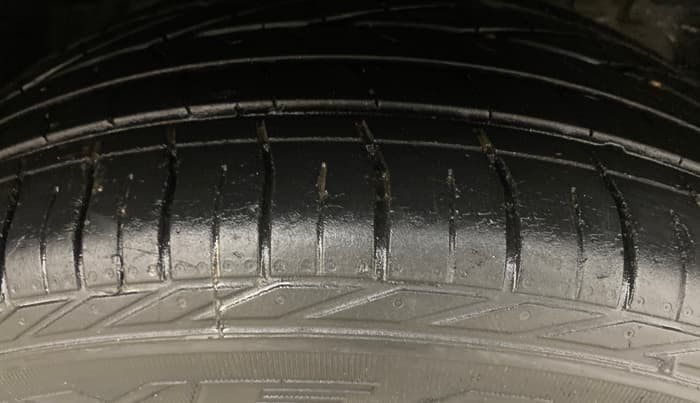 2021 Tata NEXON XZ PLUS PETROL, Petrol, Manual, 43,153 km, Right Front Tyre Tread