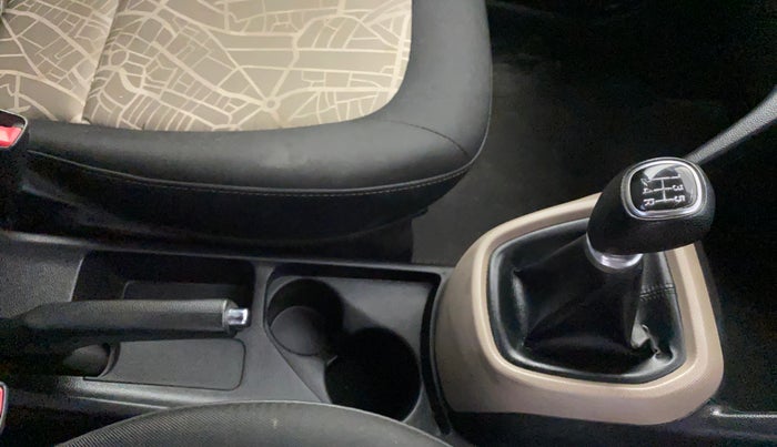 2015 Hyundai Grand i10 SPORTZ 1.2 KAPPA VTVT, Petrol, Manual, 52,891 km, Gear Lever