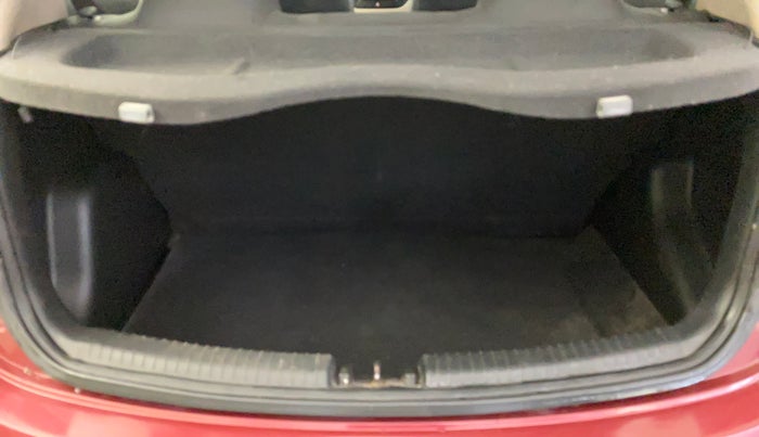 2015 Hyundai Grand i10 SPORTZ 1.2 KAPPA VTVT, Petrol, Manual, 52,891 km, Boot Inside