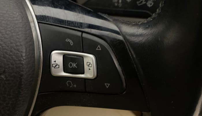 2016 Volkswagen Vento HIGHLINE PETROL AT, Petrol, Automatic, 49,229 km, Adaptive Cruise Control
