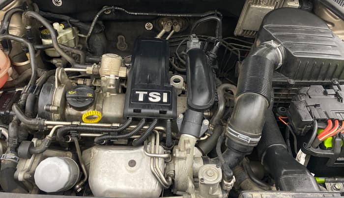 2016 Volkswagen Vento HIGHLINE PETROL AT, Petrol, Automatic, 49,229 km, Engine View