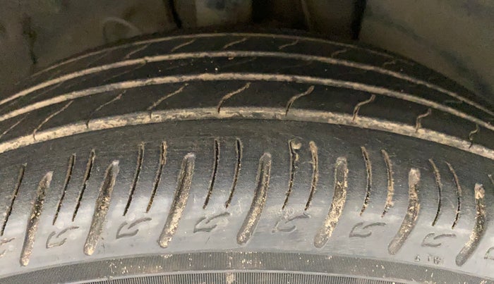 2020 Hyundai VENUE SX PLUS 1.0 TURBO DCT, Petrol, Automatic, 29,537 km, Right Front Tyre Tread