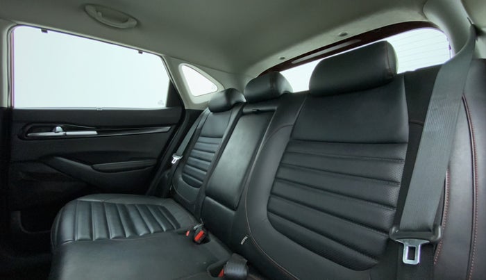 2019 KIA SELTOS GTK 1.4 PETROL, Petrol, Manual, 77,498 km, Right Side Rear Door Cabin