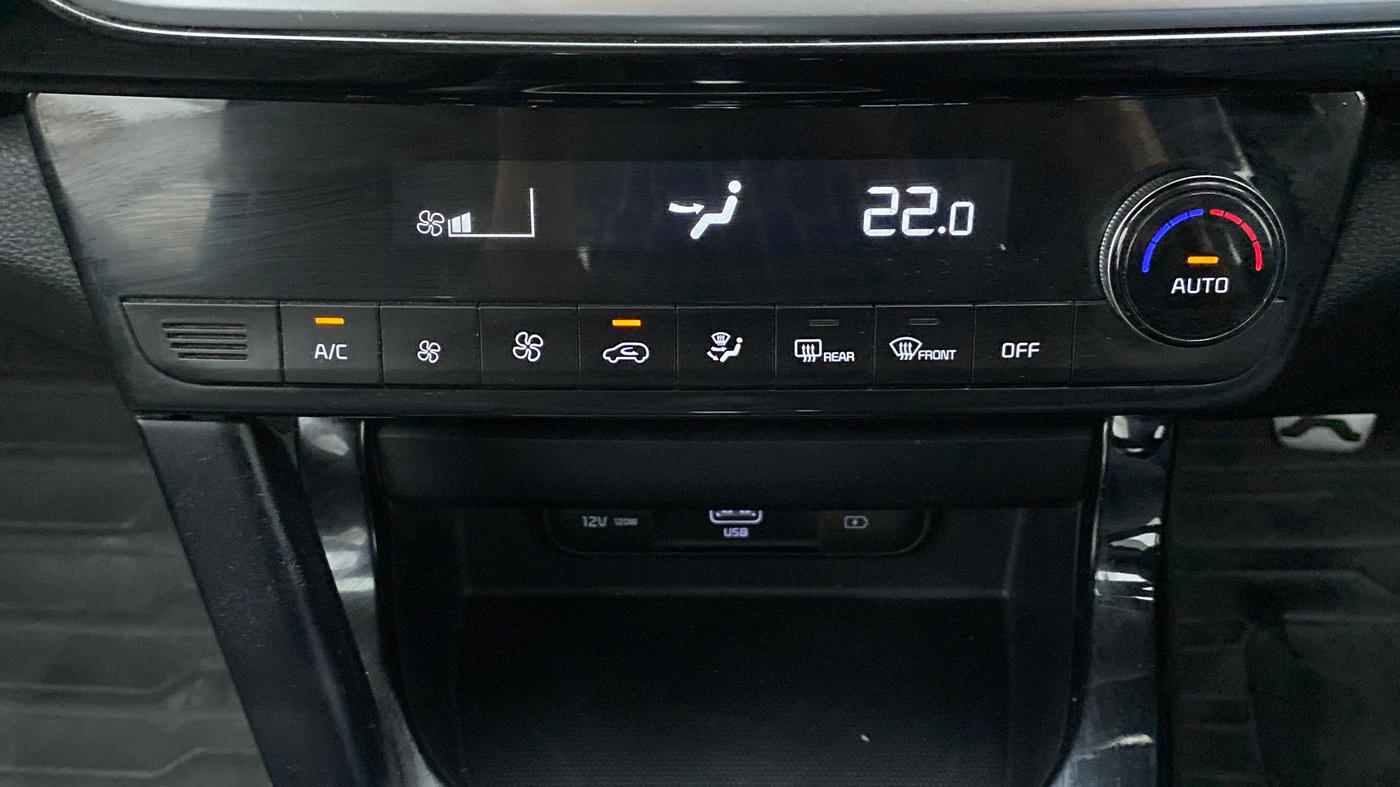 2019 KIA SELTOS GTK 1.4 PETROL, Petrol, Manual, 77,498 km, Automatic Climate Control