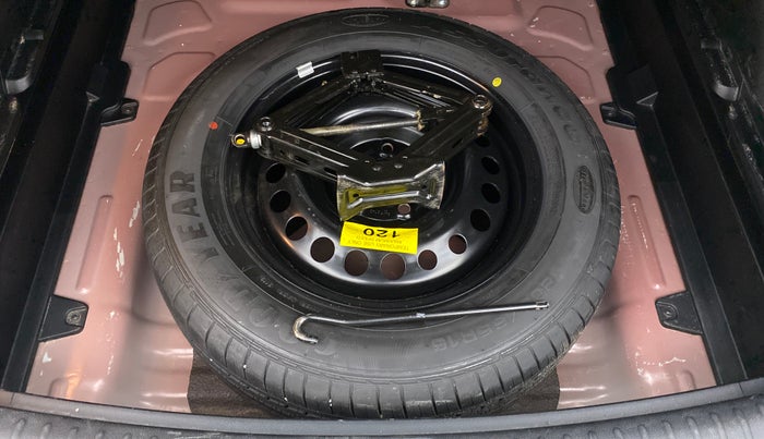 2019 KIA SELTOS GTK 1.4 PETROL, Petrol, Manual, 77,498 km, Dicky (Boot door) - Tool missing