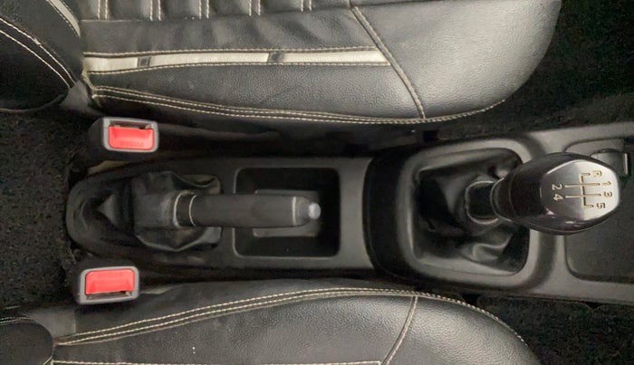 2019 Renault Kwid RXL, Petrol, Manual, 23,680 km, Gear Lever
