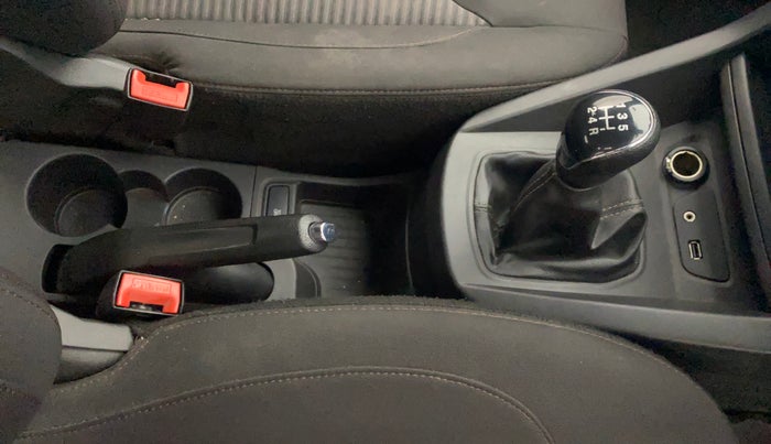 2021 Ford FREESTYLE TITANIUM PLUS 1.2 PETROL, Petrol, Manual, 52,791 km, Gear Lever