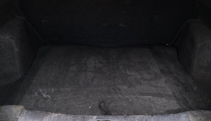 2014 Maruti Swift Dzire VXI, Petrol, Manual, 39,932 km, Boot Inside