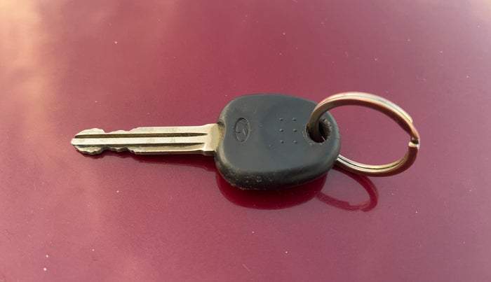 2013 Hyundai i10 SPORTZ 1.1, Petrol, Manual, 50,742 km, Key Close Up