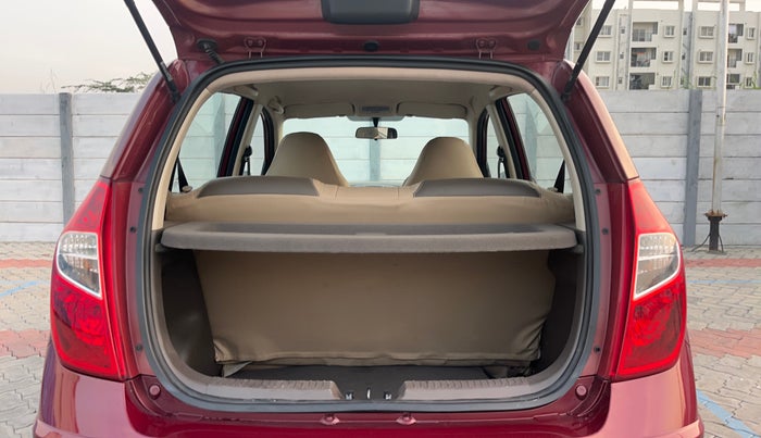 2013 Hyundai i10 SPORTZ 1.1, Petrol, Manual, 50,742 km, Boot Inside