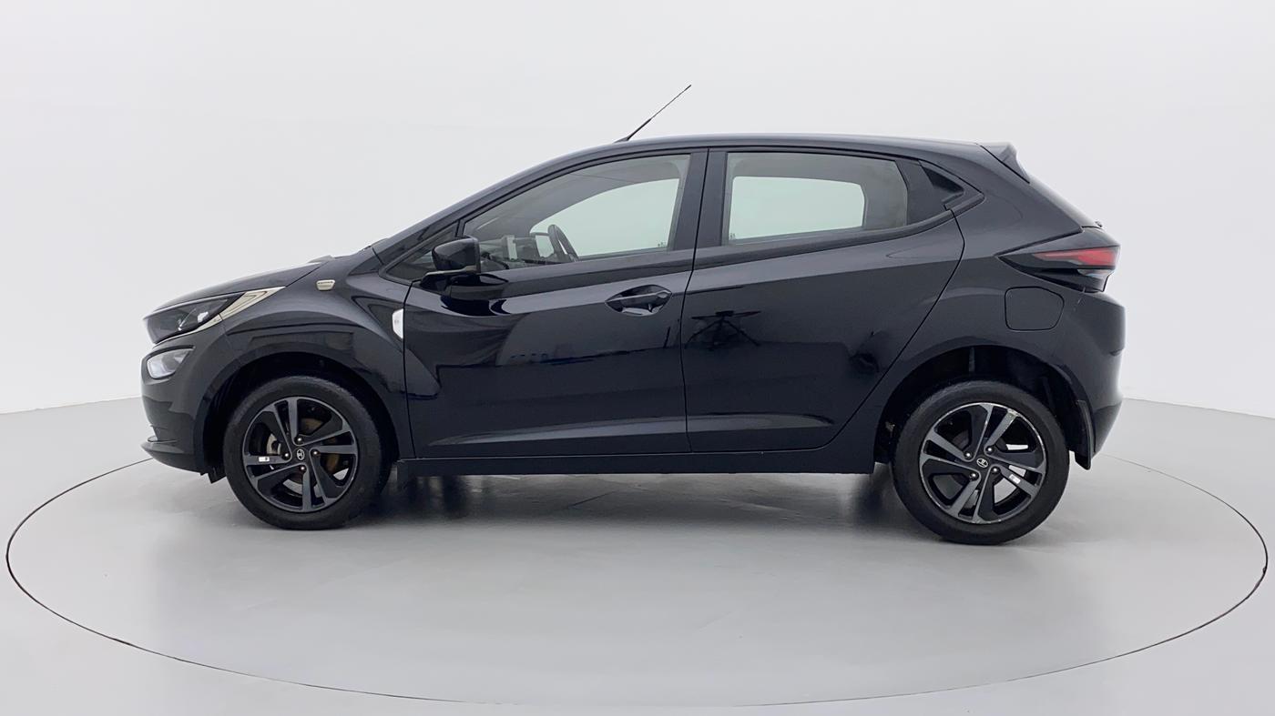 2022 Tata ALTROZ XZ PLUS DIESEL DARK EDITION, Diesel, Manual, 10,782 km, Left Side