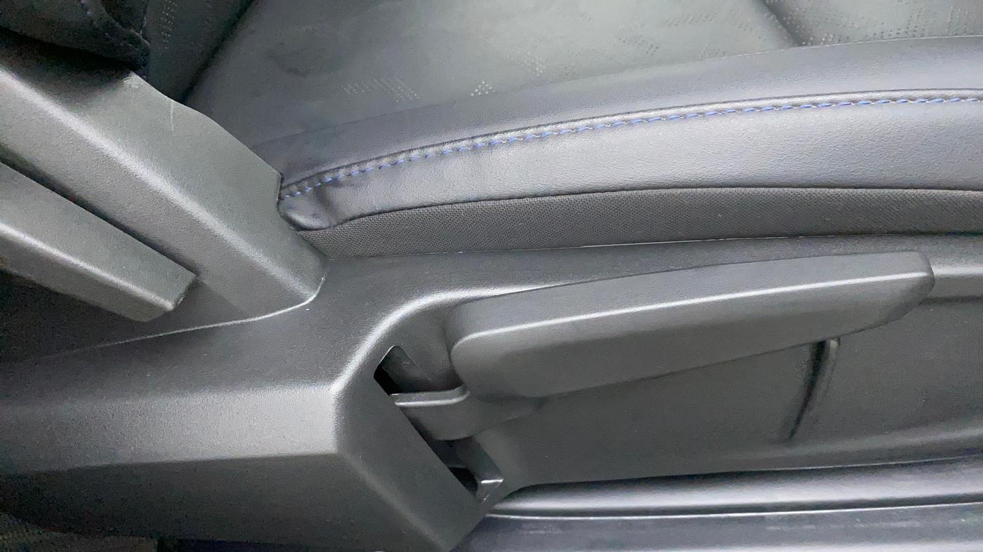 2022 Tata ALTROZ XZ PLUS DIESEL DARK EDITION, Diesel, Manual, 10,782 km, Driver Side Adjustment Panel