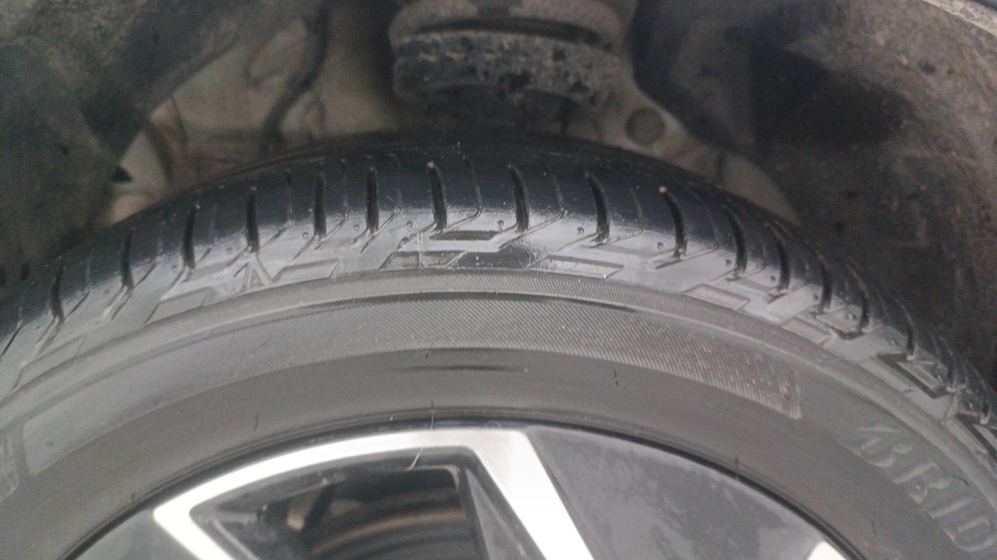 2024 Mahindra XUV 3XO AX7 1.5 Turbo Diesel Autoshift Plus, Diesel, Automatic, 22,805 km, Left Front Tyre Tread