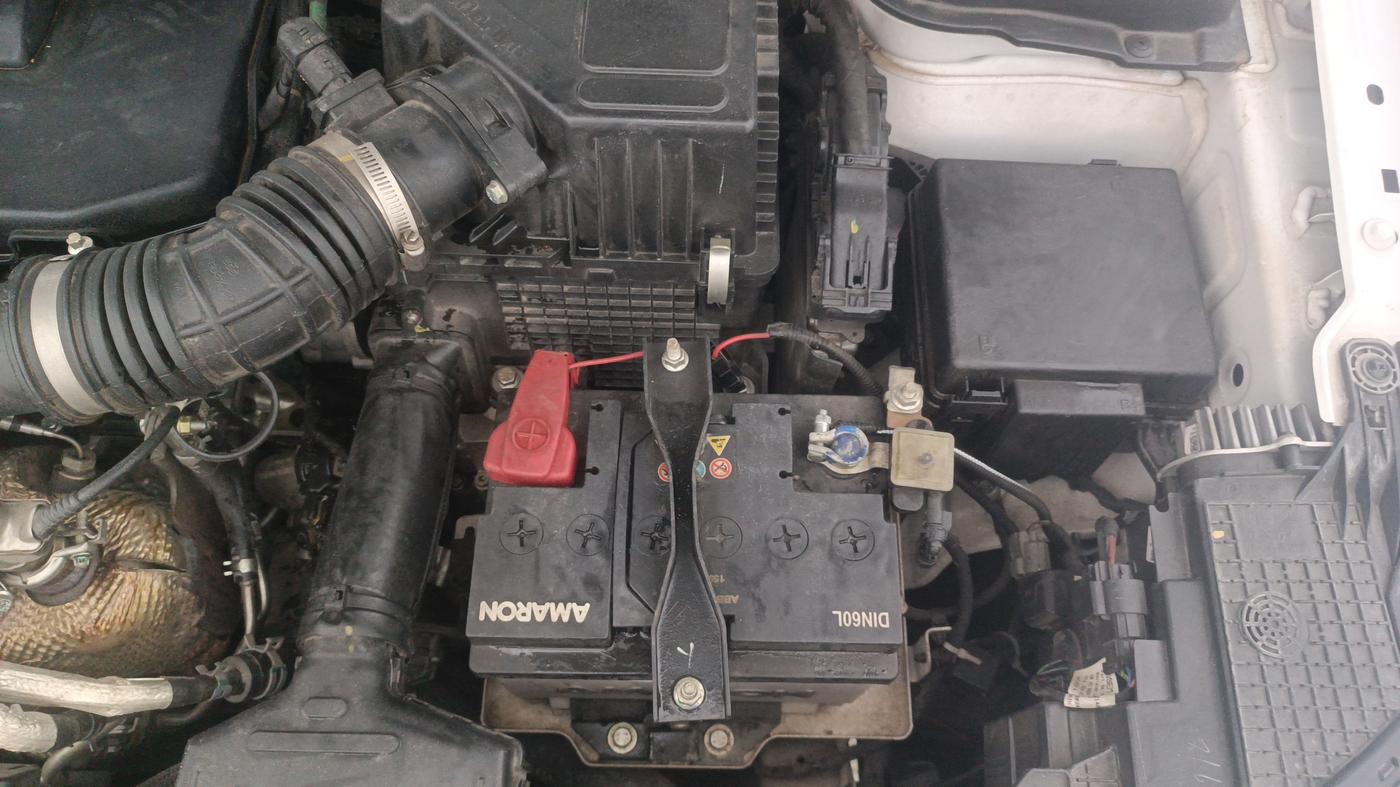2024 Mahindra XUV 3XO AX7 1.5 Turbo Diesel Autoshift Plus, Diesel, Automatic, 22,805 km, Engine View - Left
