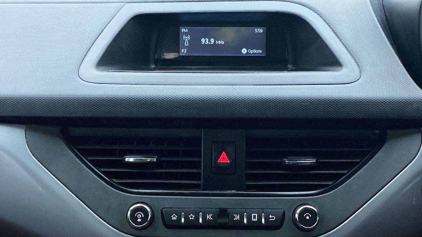 2021 Tata NEXON XM SUNROOF 1.5 RTQ, Diesel, Manual, 20,814 km, Infotainment System