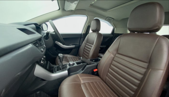 2021 Tata NEXON XM SUNROOF 1.5 RTQ, Diesel, Manual, 20,814 km, Right Side Front Door Cabin